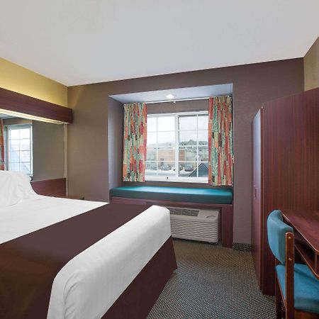 Microtel Inn & Suites - Meridian Eksteriør billede