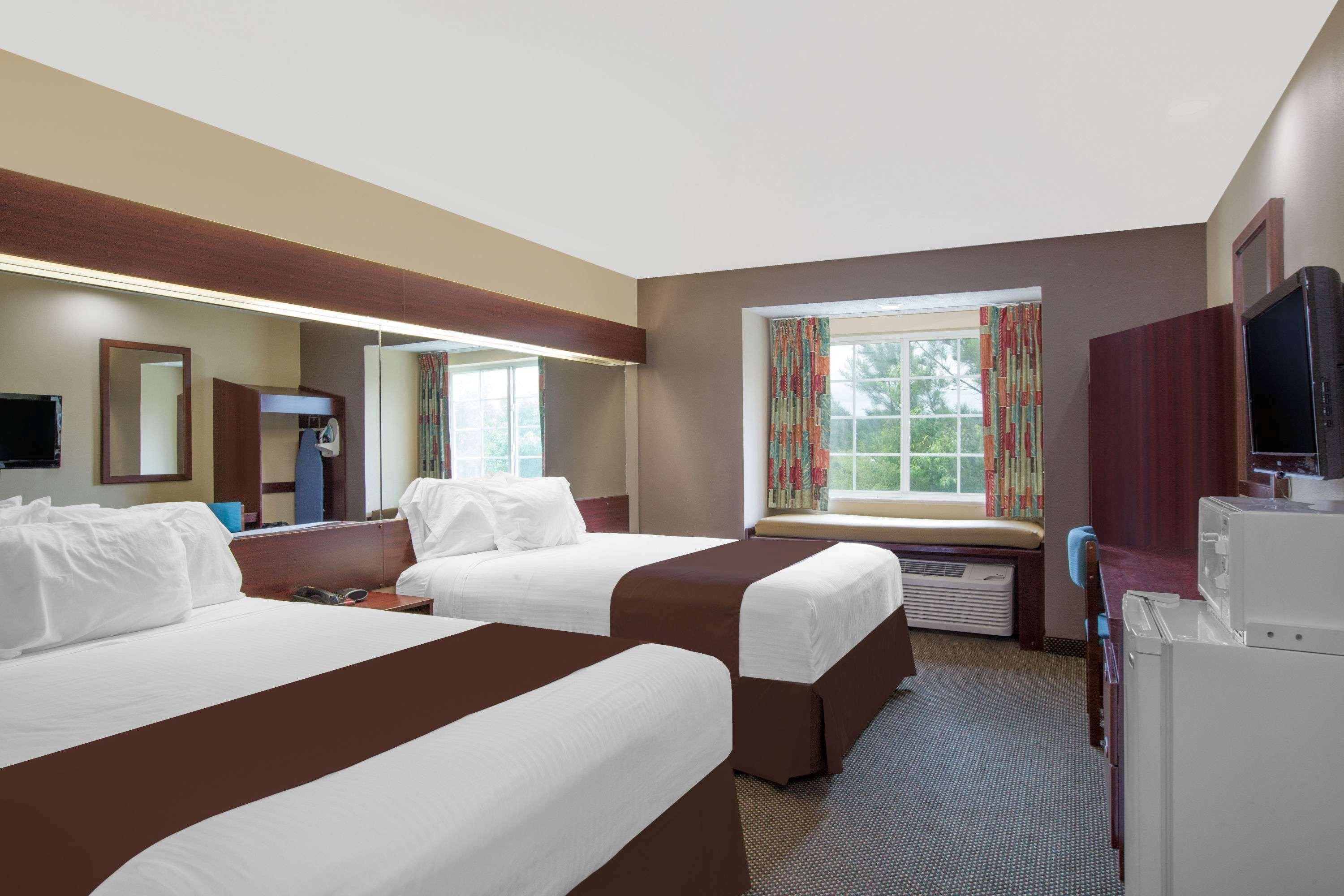 Microtel Inn & Suites - Meridian Eksteriør billede